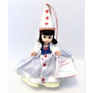 Madame Alexander Queen of Hearts Doll Vintage Story Book 8 Straight Leg 1987-90